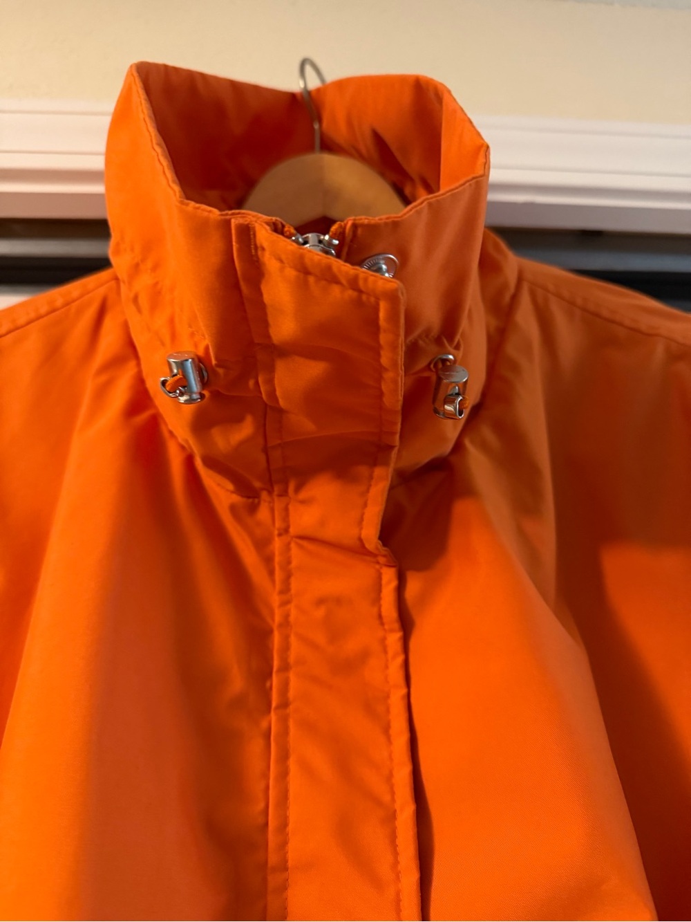 Vintage Lands' End Women's XL Orange Soft Fabric Raincoat Zipper Snaps 24"across - Picture 2 of 10
